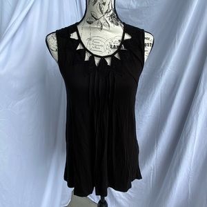 Matty M tank top with crochet pattern